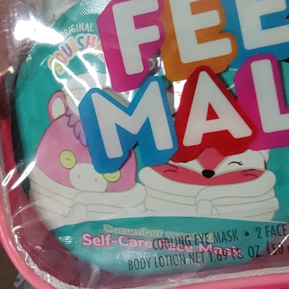 SQUISHMALLOWS Feelin’ Mallow 6 Piece Spa Kit - Picture 4 of 6